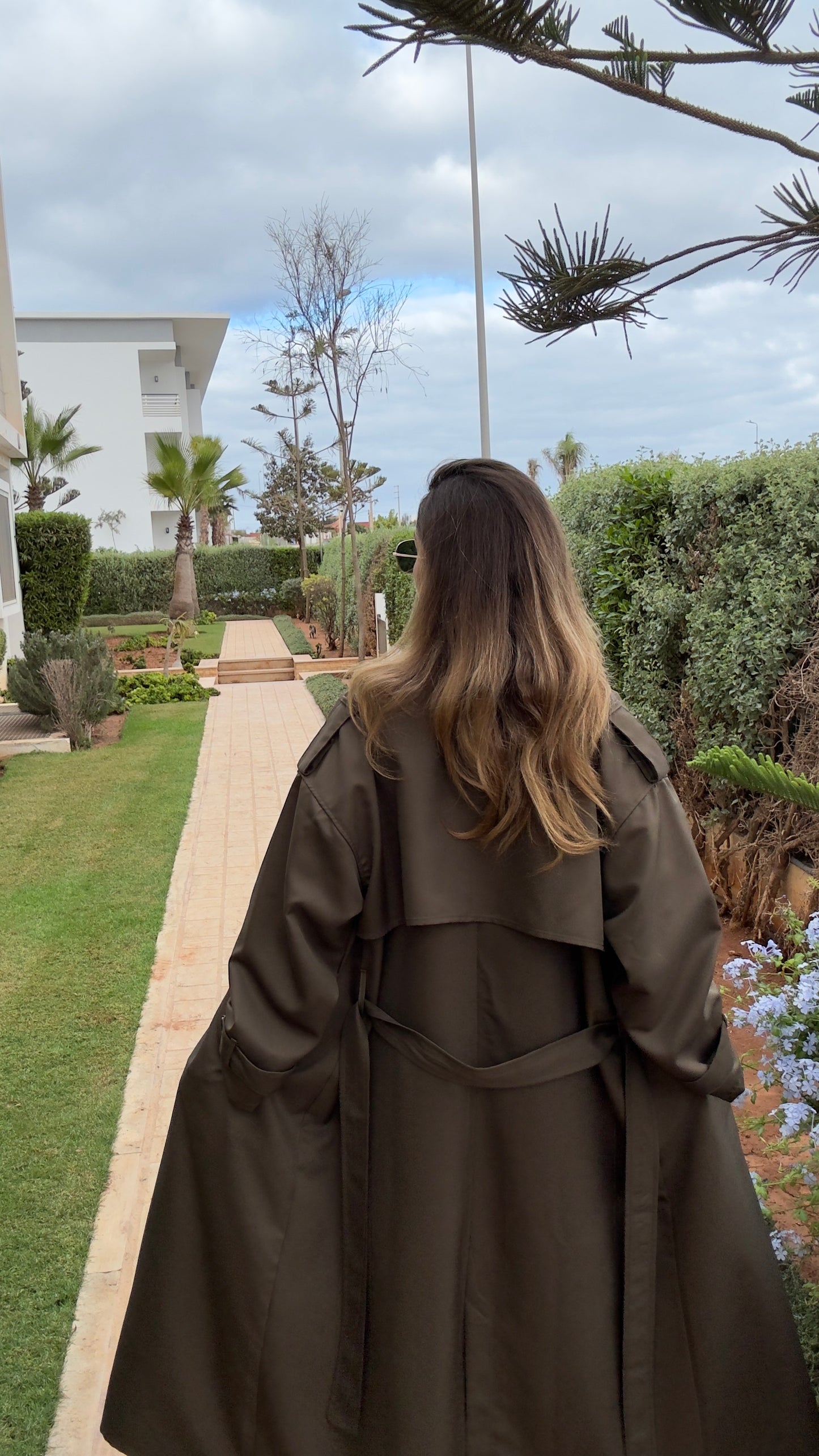 The TRENCH Coat Dark Kaki