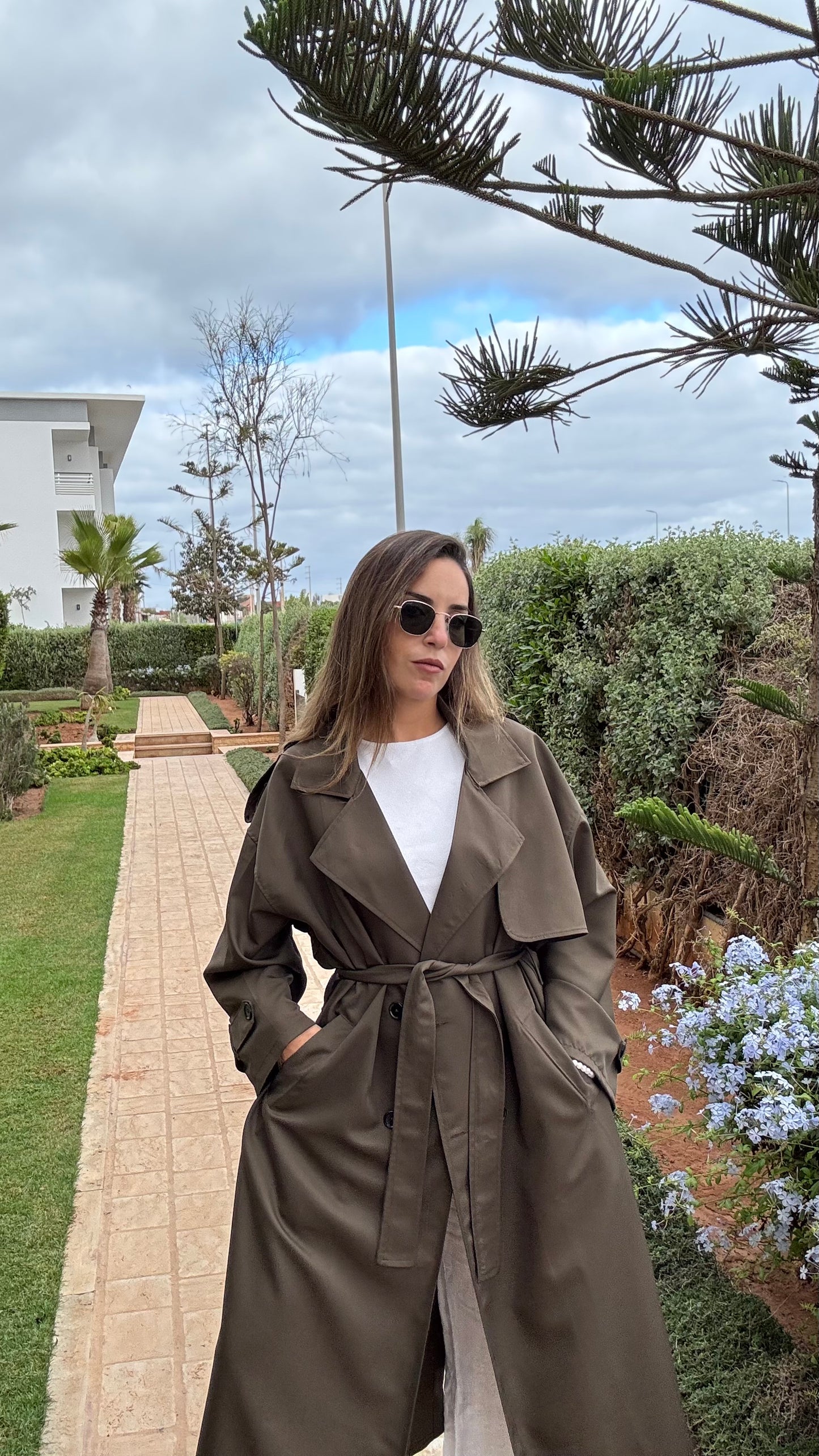 The TRENCH Coat Dark Kaki