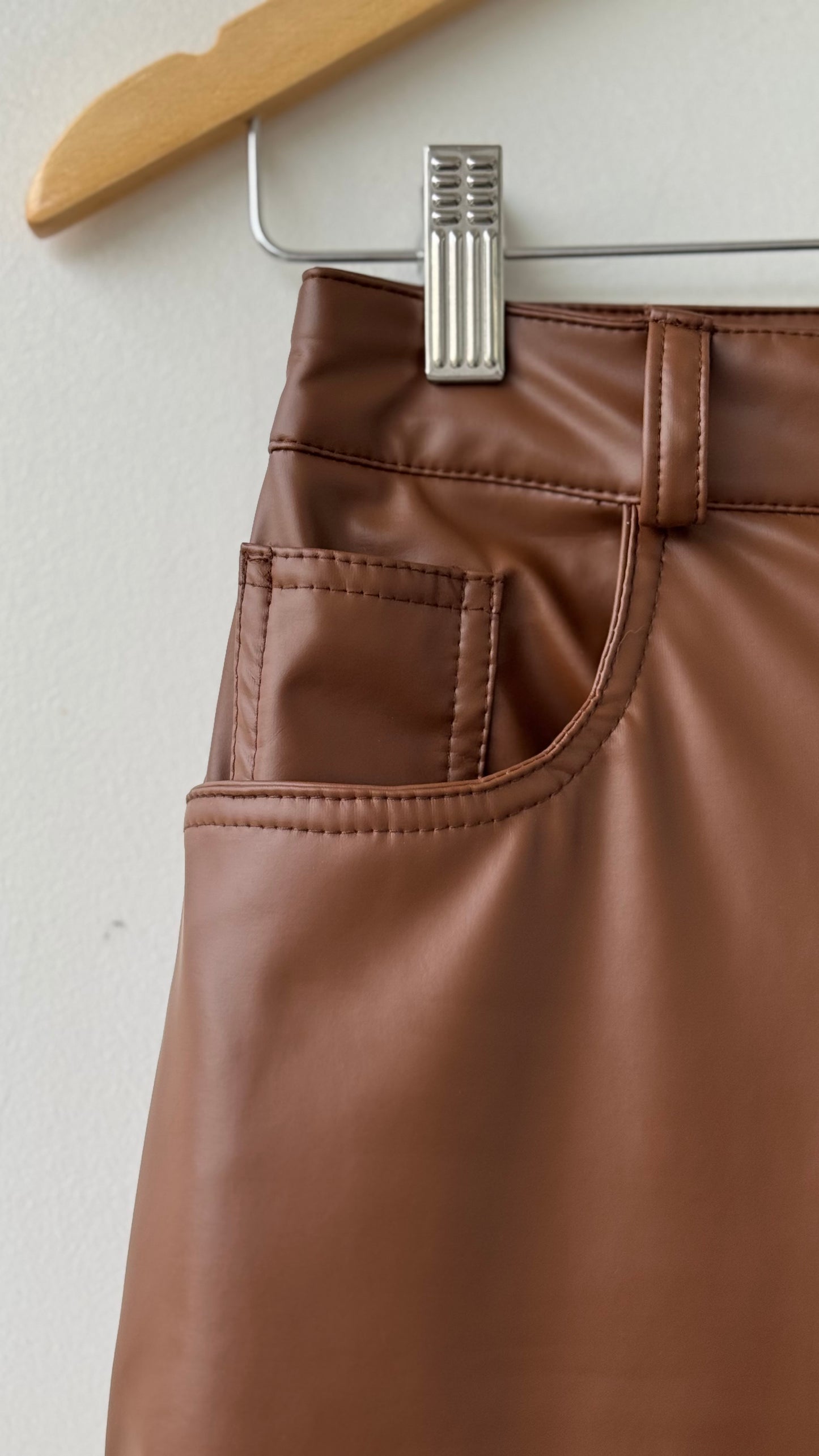 Pantalon Similicuir suédine